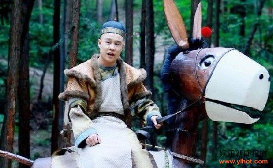 ��С������н50�� ��Ϸ��Ա��սHoldס��Ц��